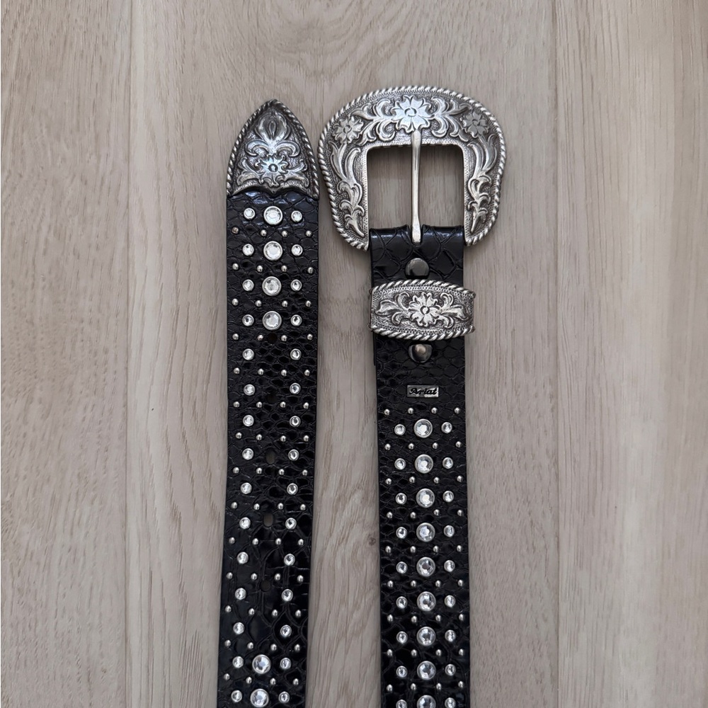VTG 90s Ariat Rhinestone Studded Black Leather Belt - Picture 2 of 8